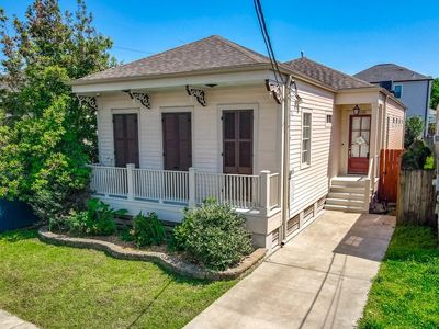 3606 S Saratoga St, New Orleans, LA, 70115
