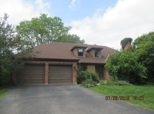 1000 George St, Barrington, IL 60010