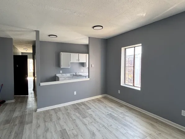 194 Ward St #E1, Hartford, CT 06106