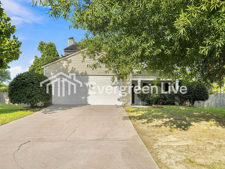 1st image of 202 Castle Ridge Dr
