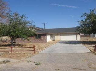 21056 Geronimo Rd, Apple Valley, CA 92308