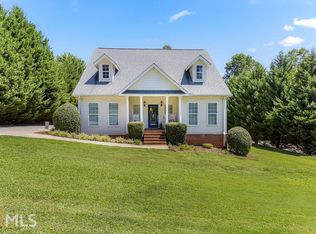 194 Fernbank Dr, Cornelia, GA 30531