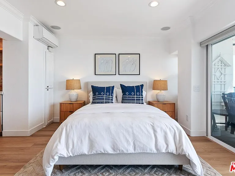 11874 Beach Club Way — Photo 37