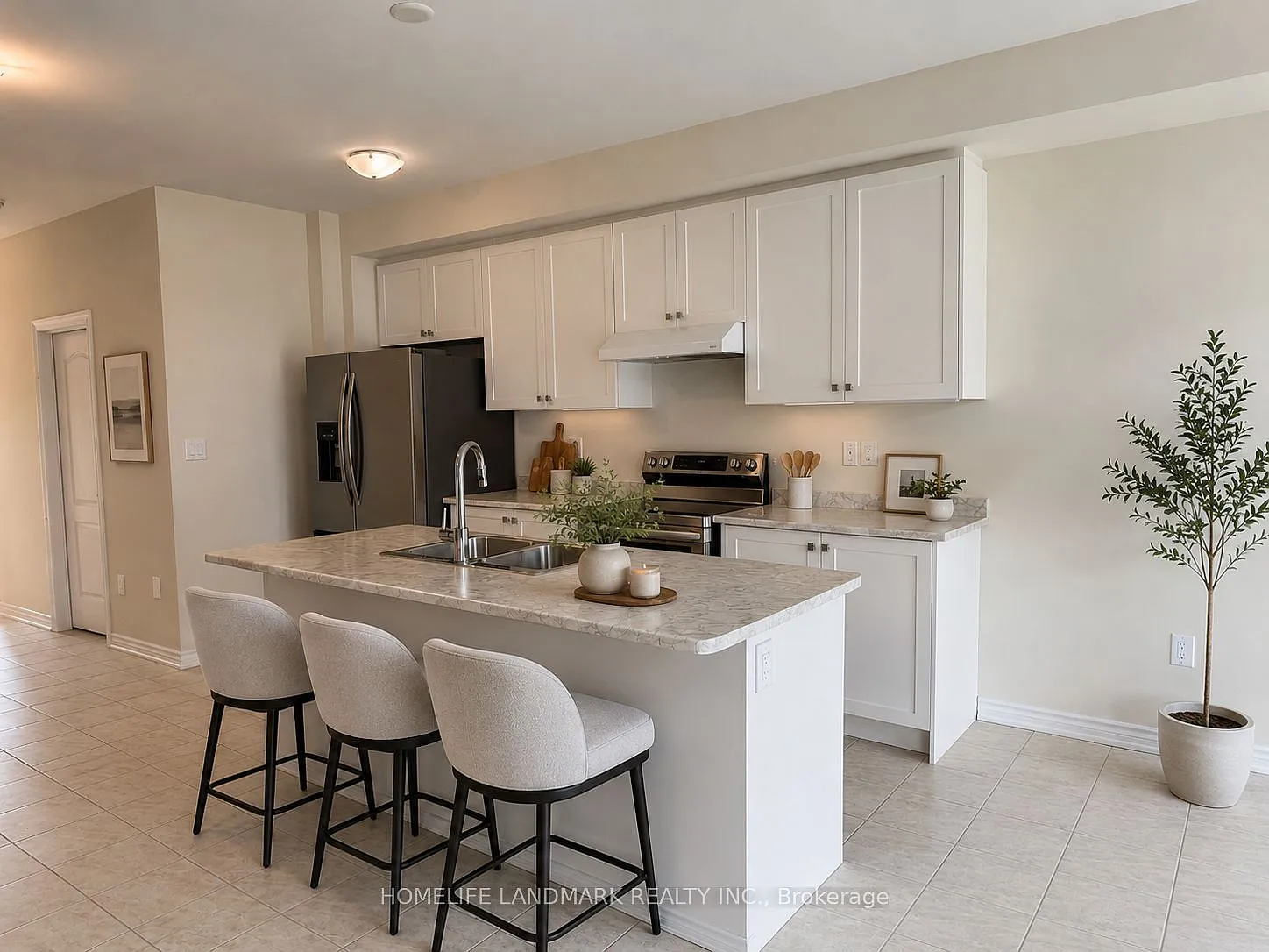 4 bed, $2,950 — Photo 3