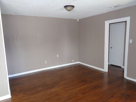 4th image of 601 Westview Dr