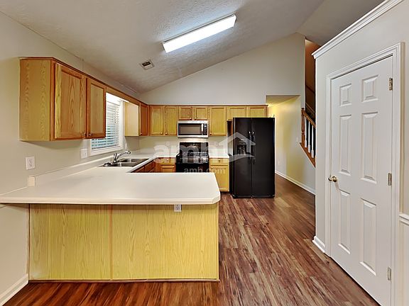5th image of 2506 Caray Ct