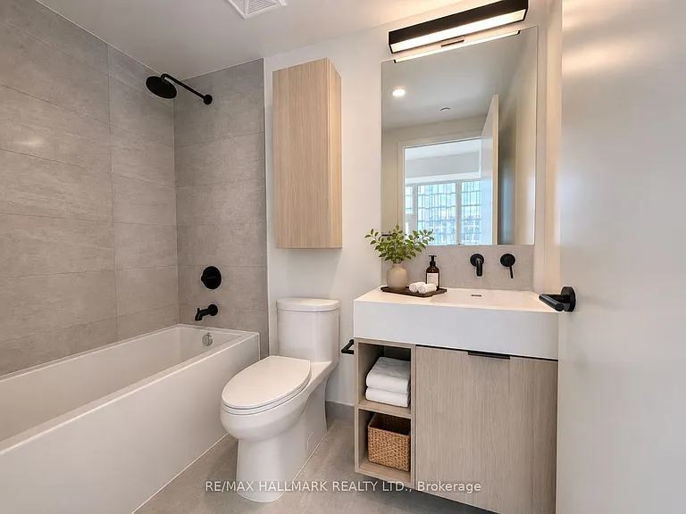 108 Peter St #1513 — Photo 14