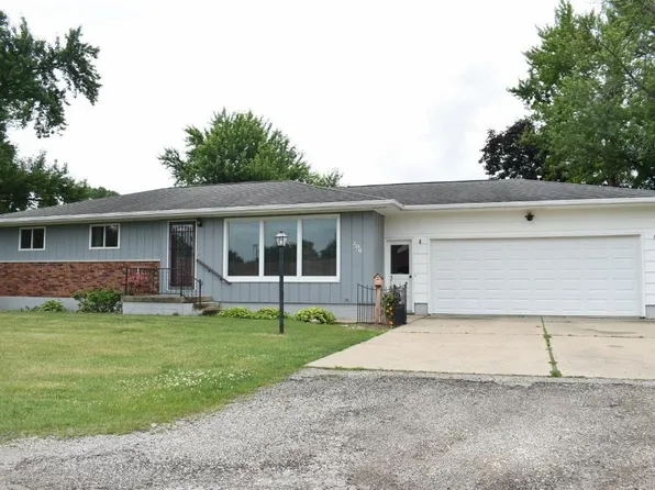 306 Wisconsin St, Fairbank, IA 50629