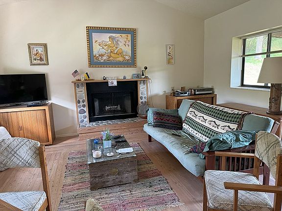 Family/dining room