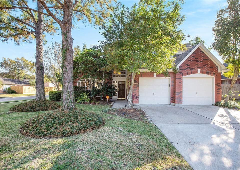 1st image of 17903 Stoney Glade Ct
