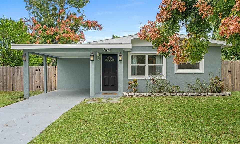 1st image of 2549 Crestwood AVENUE