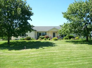 23734 Hazel Rd, Sterling, IL 61081