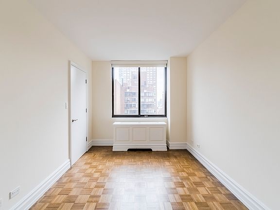 5th image of 145 W 67th St APT 29E
