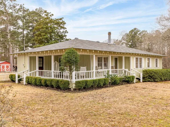 226 Crain Rd, Columbia, LA 71418