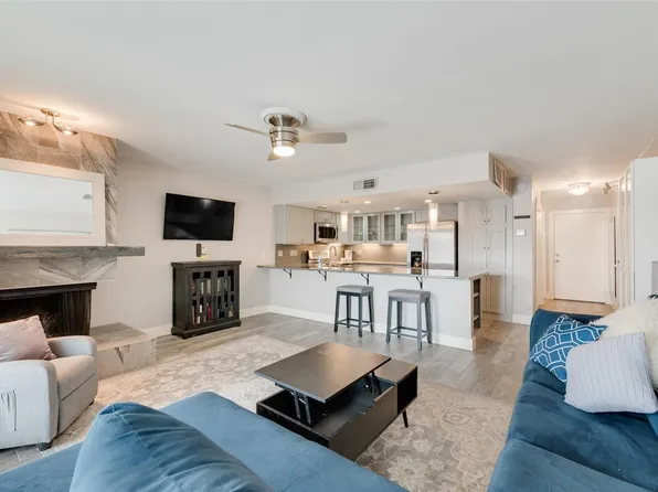 438 Yacht Club Dr APT D, Rockwall, TX 75032