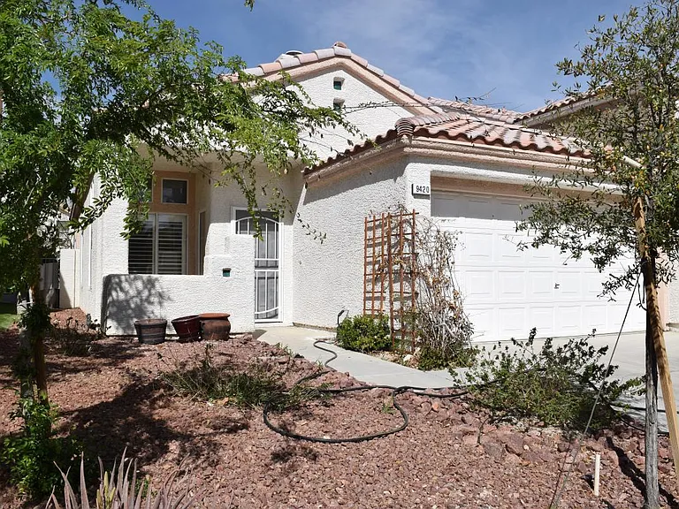 Aspen Glow Dr — Photo 1