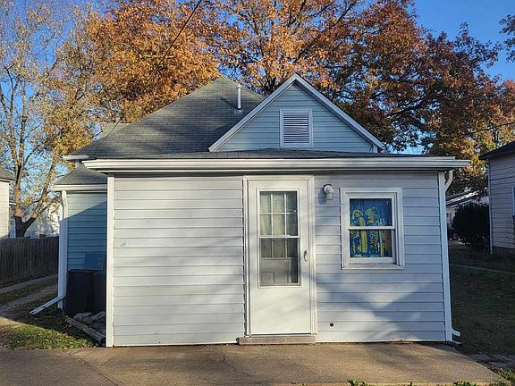 4th image of 705 S 11th St