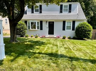 26 Stephen Pl, Rockaway Boro, NJ 07866