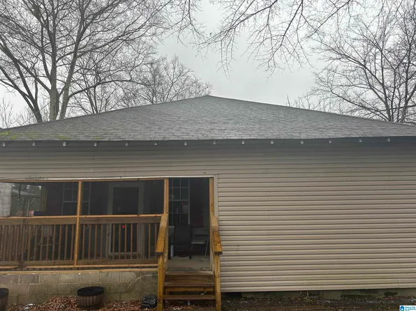518 Court St N, Talladega, AL 35160