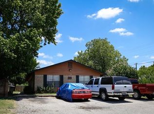 900 N Meadows Dr, Austin, TX 78758