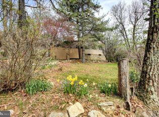 15815 Hickory Dr, Fort Loudon, PA 17224
