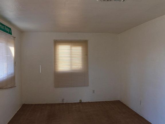 5th image of 2400 Mesilla St NE
