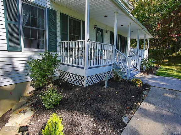 2nd image of 31 Equestrian Dr