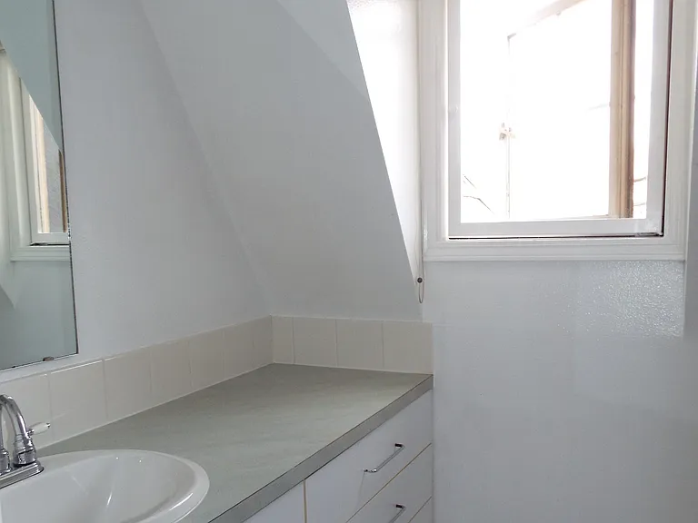 3275 Fuhrman Ave E #202 — Photo 14