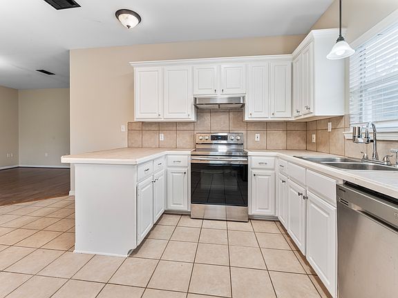 5th image of 13357 Bayou Grand South Blvd