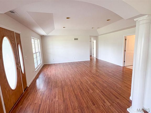 3rd image of 2357 Bastean Rd