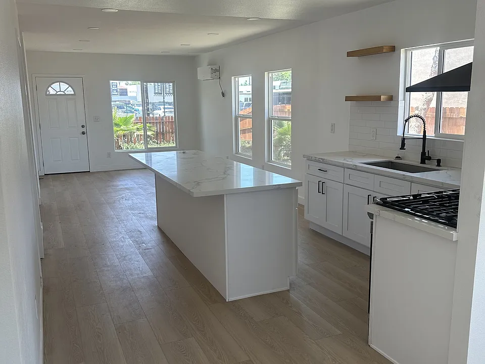 13052 Cypress Streetunit #A