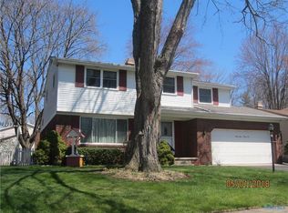 2822 Tarrytowne Dr, Toledo, OH 43613