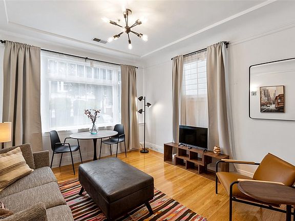 3rd image of 2048 Green St APT 1