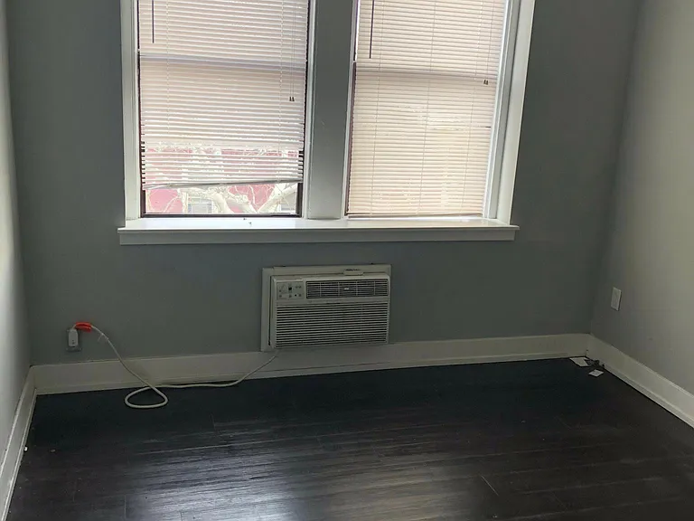 5400 Walnut St #9 — Photo 3