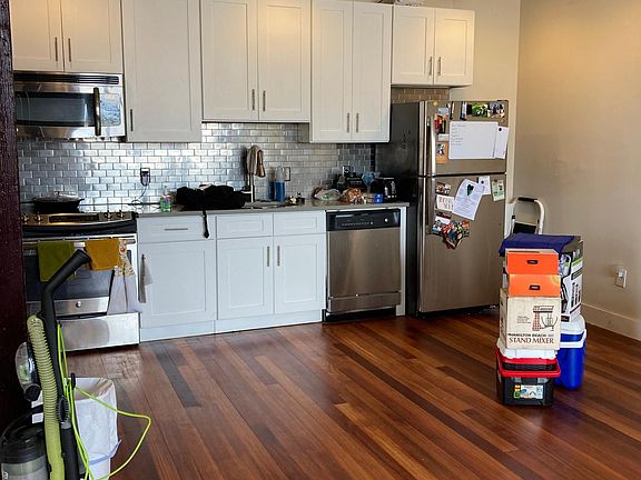 4th image of 3421 Richmond St APT 212