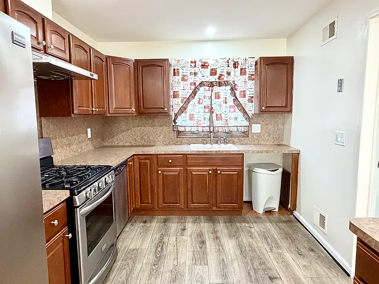 190 Cannon Blvd #2 — Photo 6