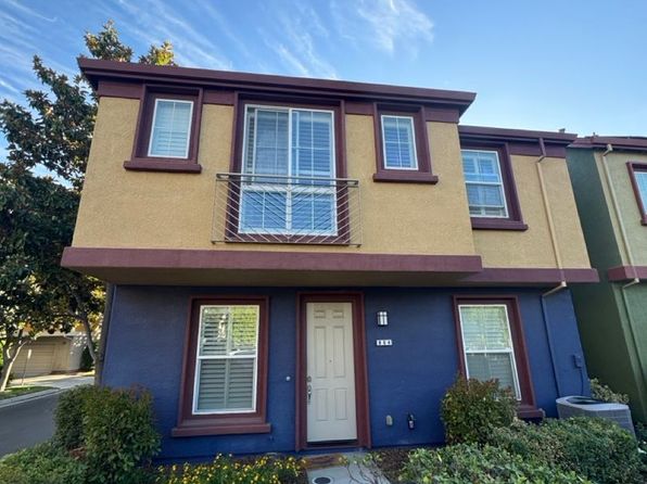 804 Titanium Ln