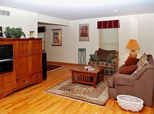 1007 Arborview Blvd, Ann Arbor, MI 48103