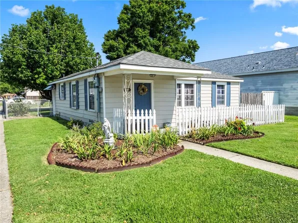 2900 Palmetto St, Chalmette, LA 70043