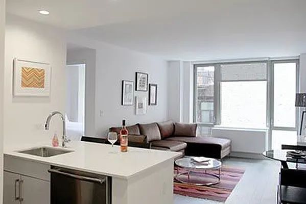 Rented by Dynamik Realty | media 1