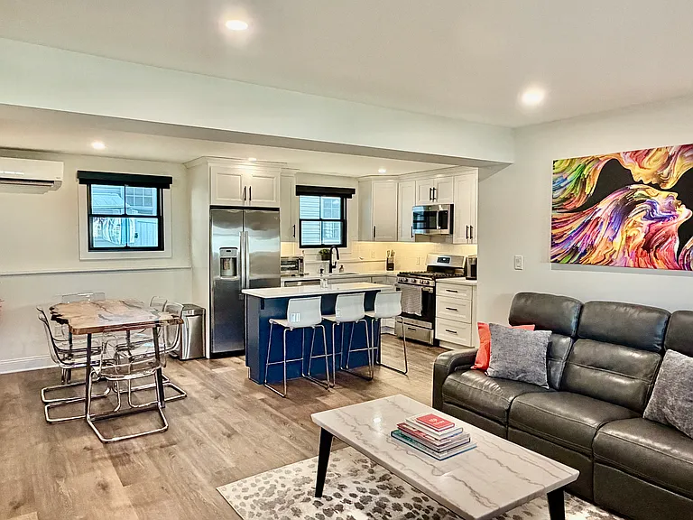 3800 W Brigantine Ave #2 — Photo 2