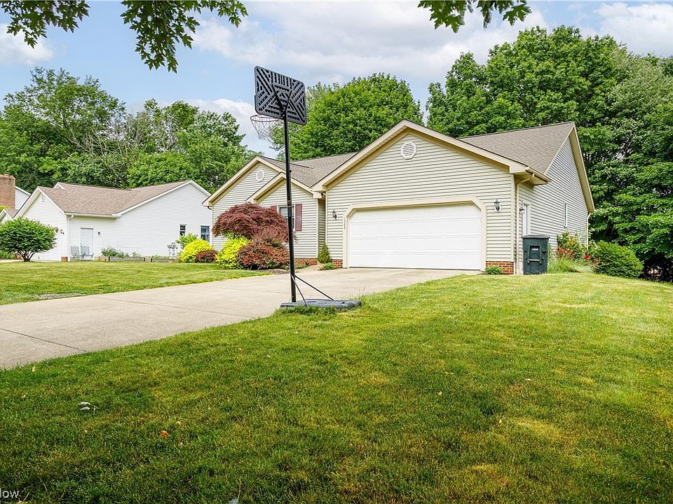 1305 Northwoods Trl, Wadsworth, OH 44281 Zillow