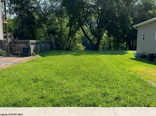 325 Maple Ave, Grafton, WV 26354