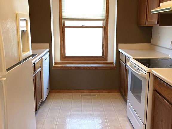 4th image of 2219 11th St