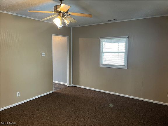 5th image of 322 Gunnison St