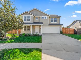 12227 W Kempshire Dr, Star, ID 83669