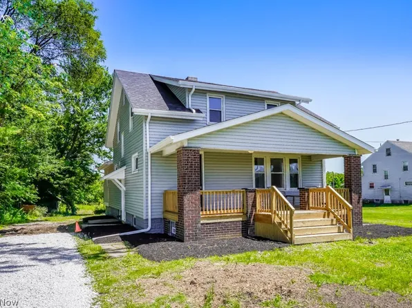 8182 Paris Ave, Louisville, OH 44641