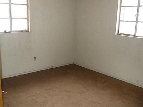5th image of 6343 Cherbourg Ave