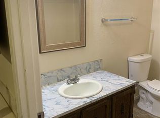 919 N Harding Rd APT 1, Elma, WA 98541