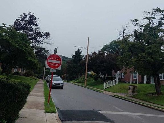4th image of 27 Congress Ave